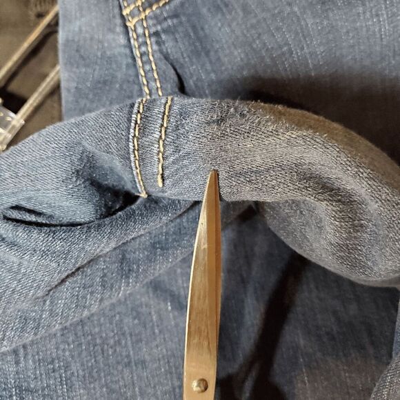 Silver Jeans Womens 22x33 Blue Denim Classic Fit Suki Mid Slim Boot Outdoor - Picture 3 of 12